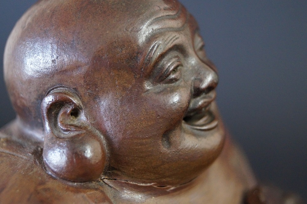 Hotei figure made of Bizen ware face close-up 1