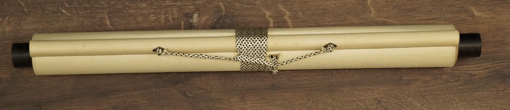 Zen Kalligrafie Herzsutra Kakemono zusammengerollt