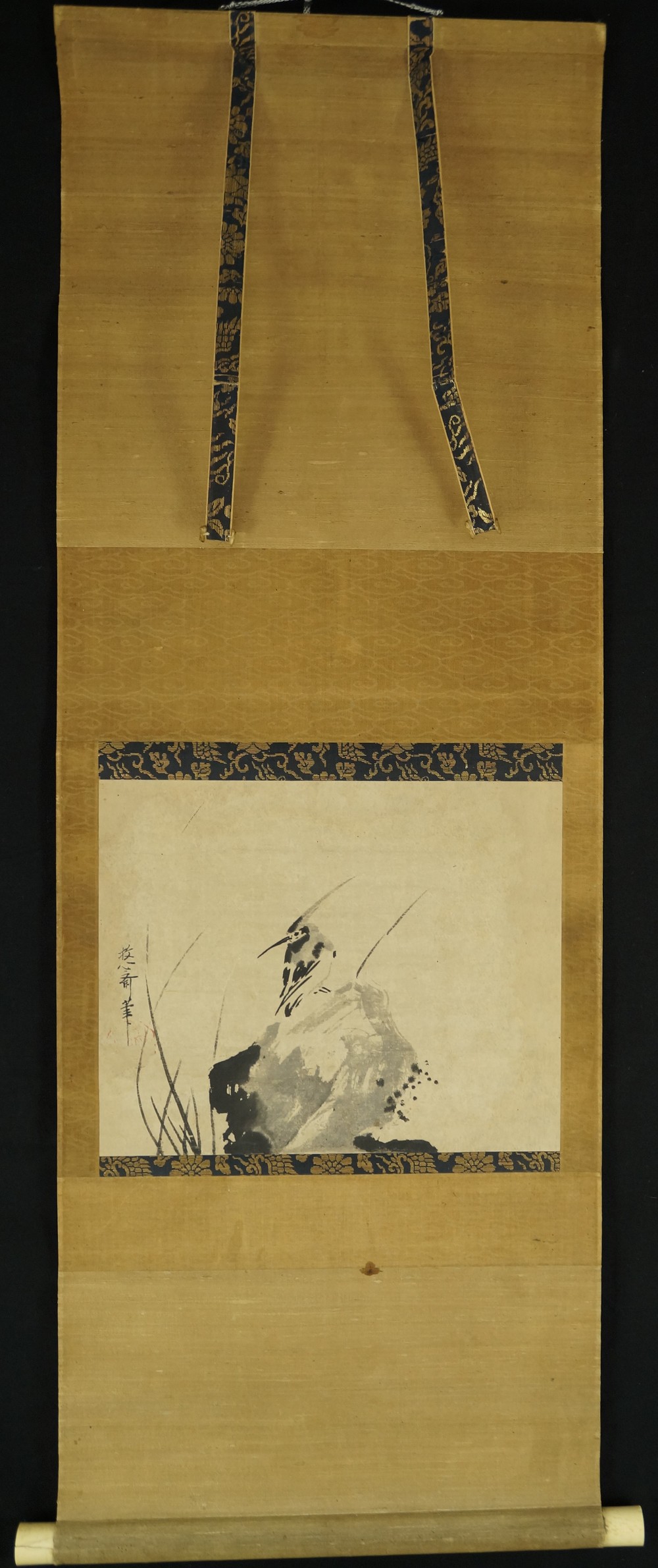 Bird on a Rock by Kano Yasunobu full view hanging scroll