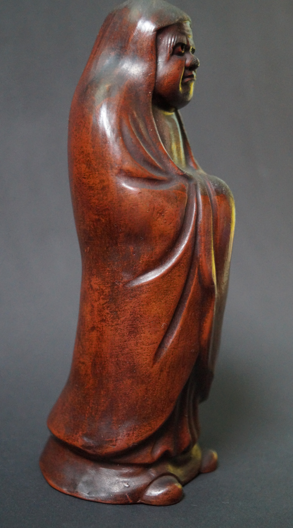 Bodhidharma Daruma figure made of Bizen ware side view 2