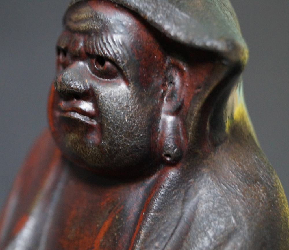 Bodhidharma Daruma Figure Made of Bizen Ware Head Close-Up 1