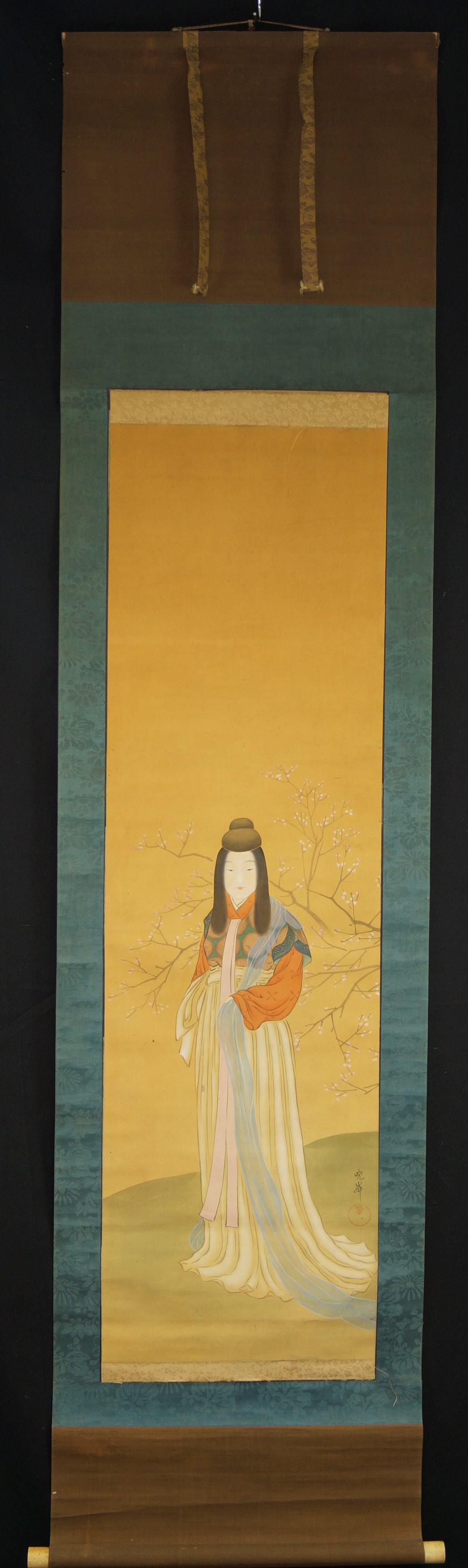 Beauty in Kimono Full View Hanging Scroll