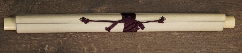 Kalligrafie Herzsutra Kakemono zusammengerollt