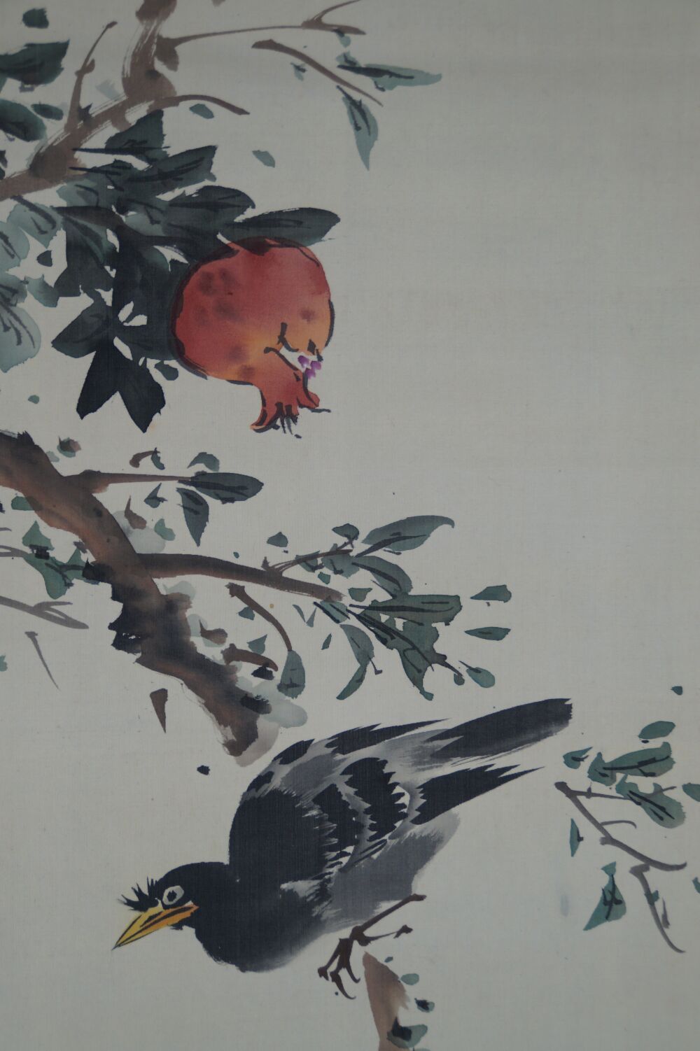 Further view of the full motif with pomegranate fruit and starling on a branch in the Kakemono Pomegranate Branch and Starling, without mounting