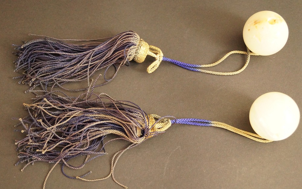Two fuchin ornamental weights with purple-gold tassels Set Front View 1