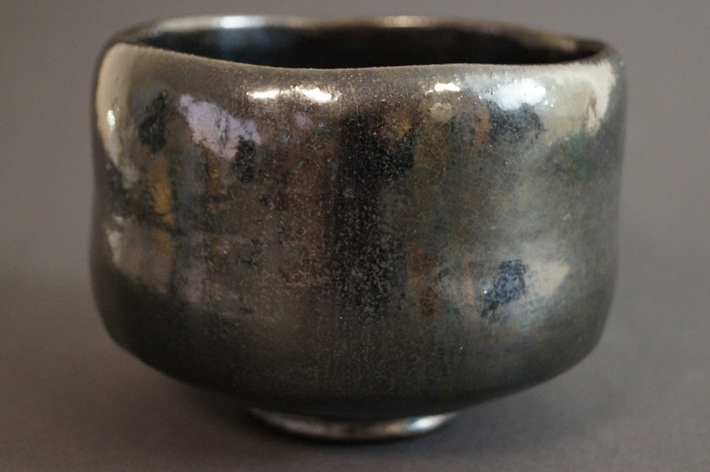 Raku Chawan by Kentaro Furumaru Front View
