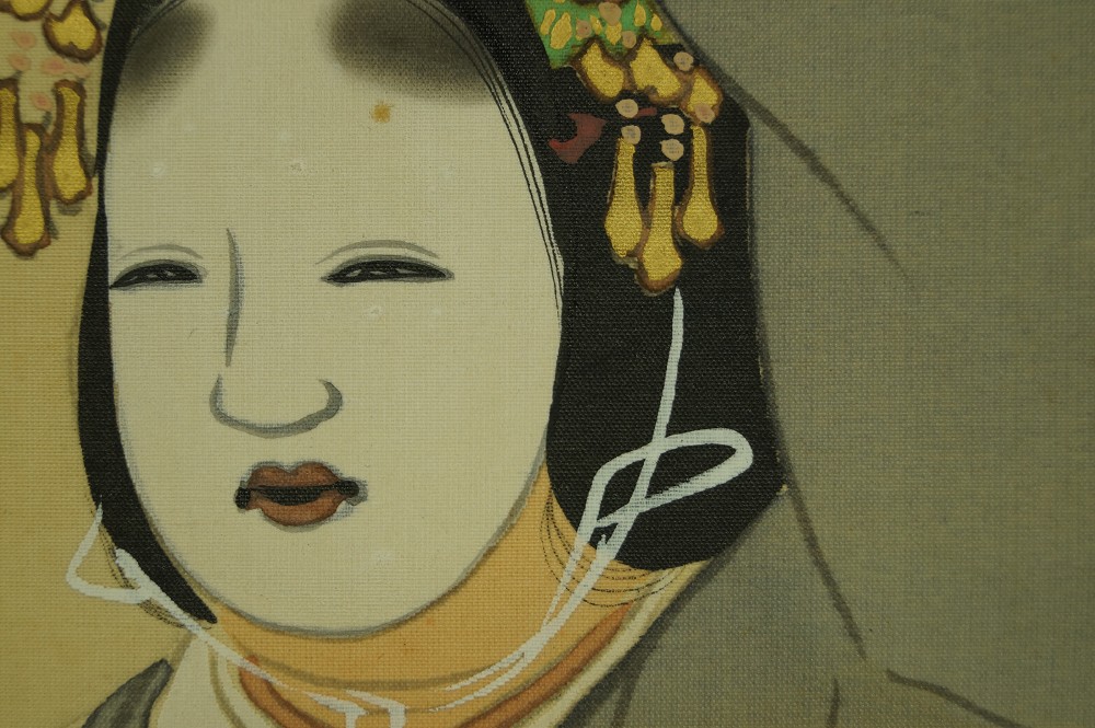Hanging scroll woman in kimono motif close-up 2