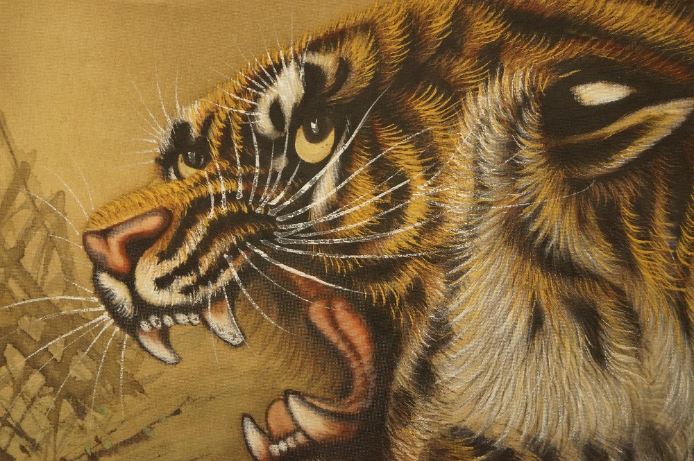 Tiger kakemono paws motif close-up 1