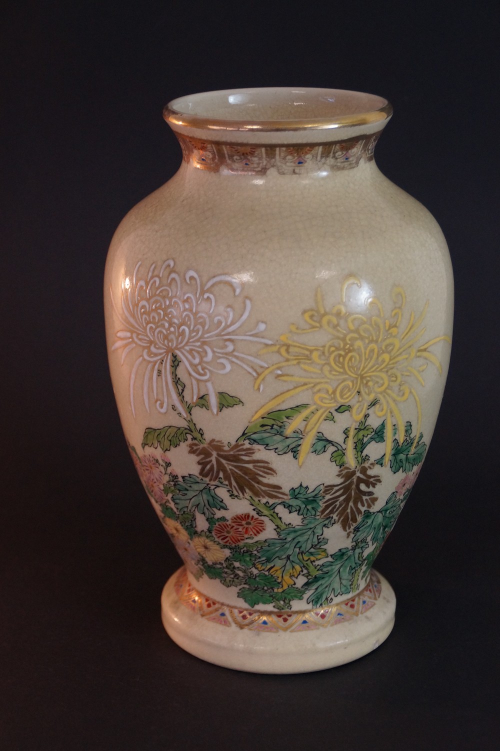 Satsuma Vase von Hirota Frontalansicht