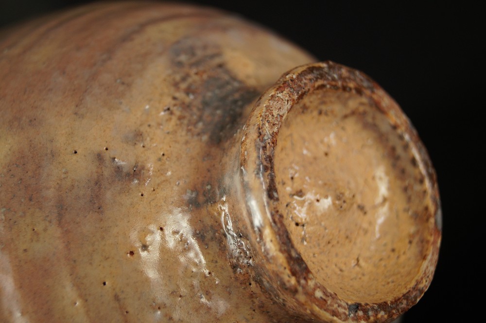 Hagi chawan Zuiho Ono foot close-up 2