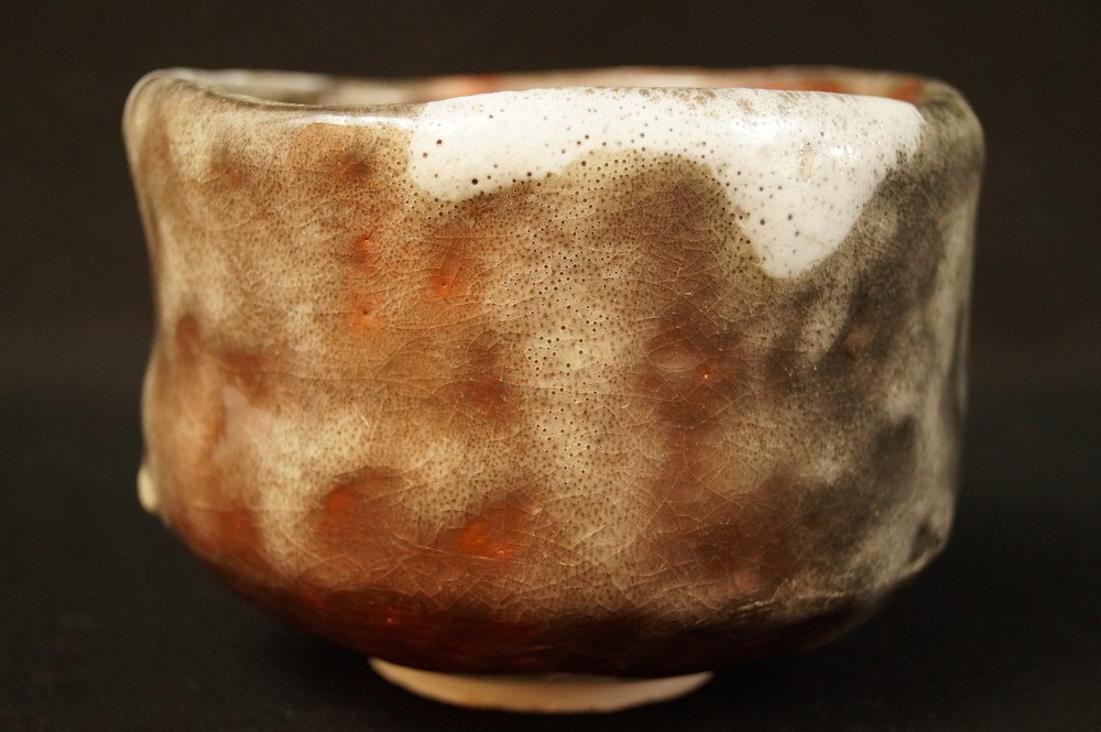 Raku-yaki Chawan by Jiho Ueyama Side View
