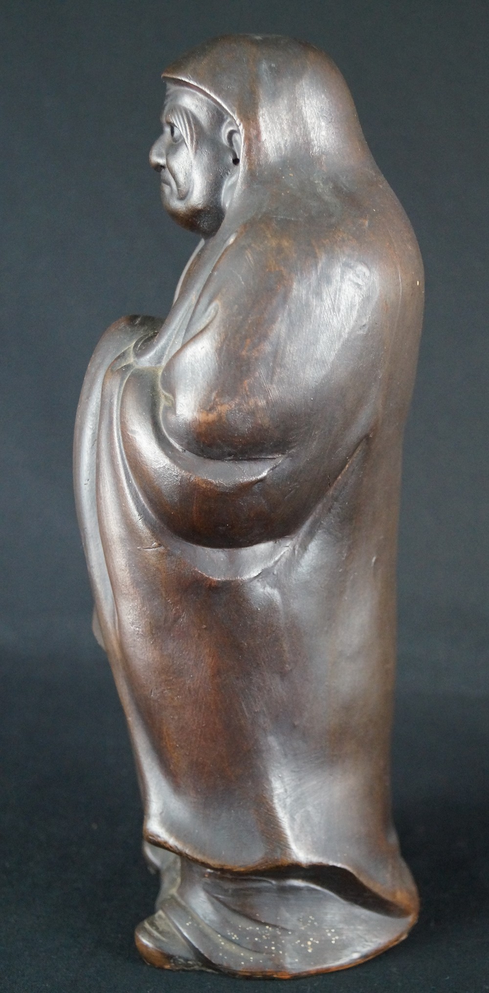 Bodhidharma Daruma Pensive Gaze Bizen Ware Side View 1