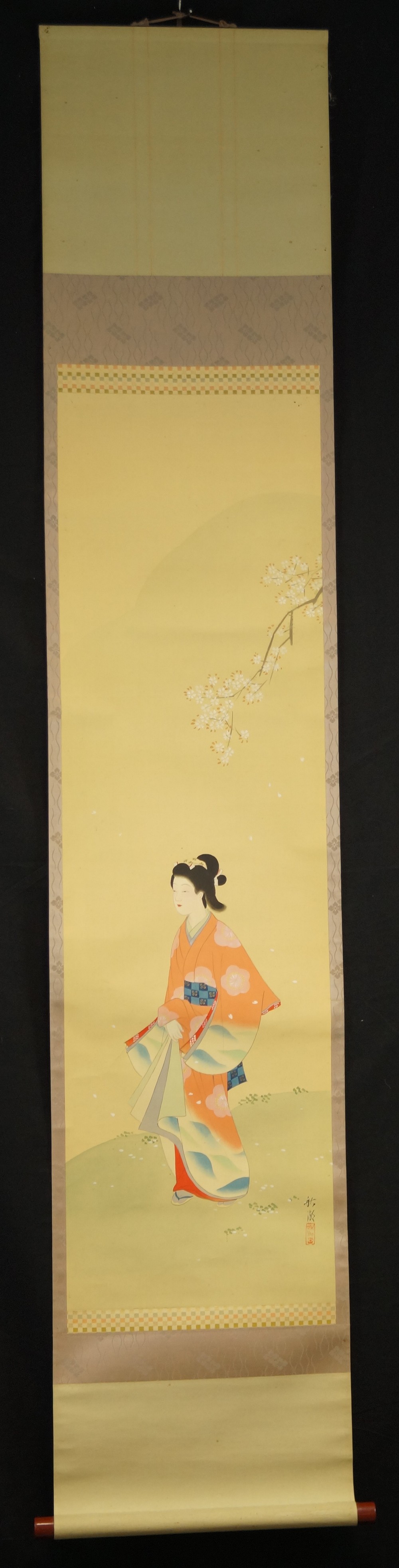 Beauty by Shuuko Nakayama full view of scroll