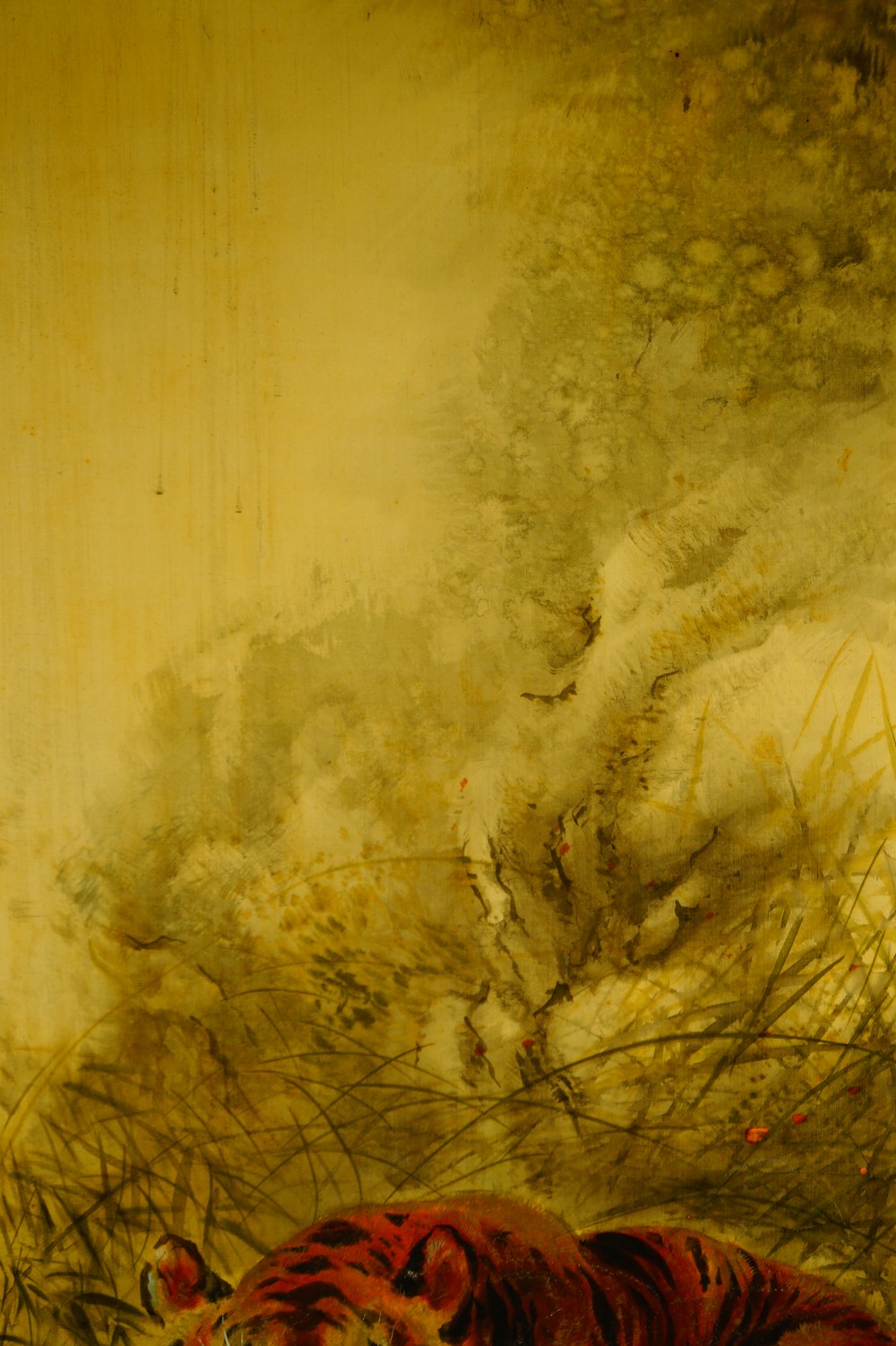Tiger and Cub hanging scroll by Tamaoki Raiseki grass motif close-up