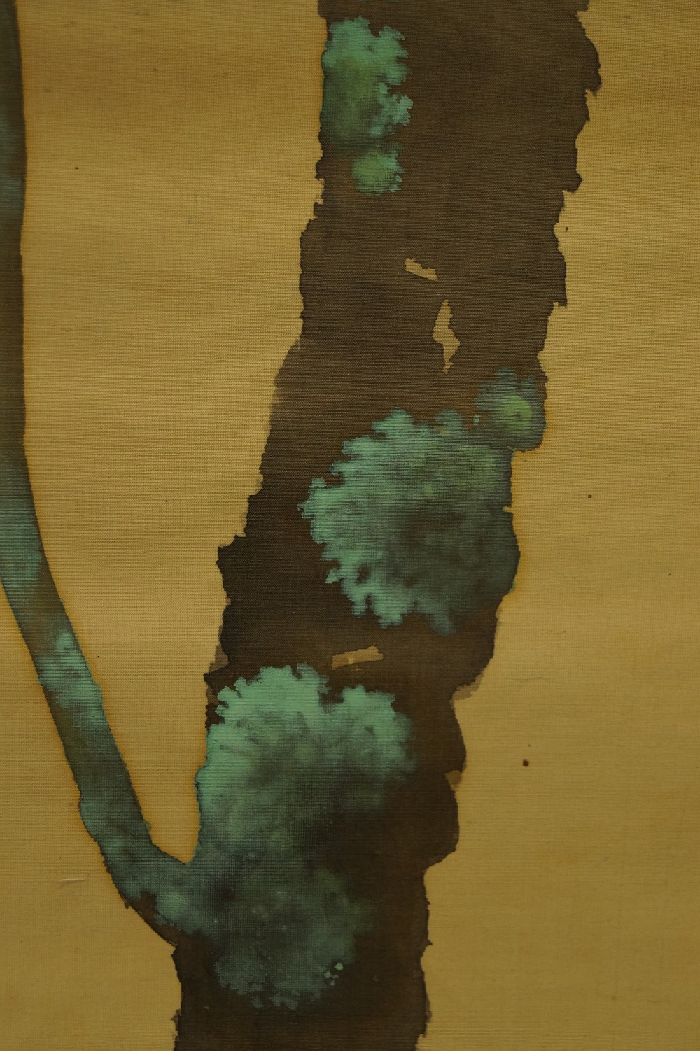 Japanese hanging scroll Sparrow and Sakura trunk motif close-up