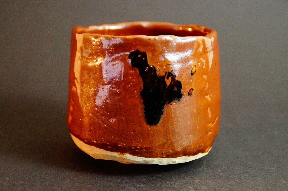 Chawan tea bowl made of Seto ware by Cho Sojo front view