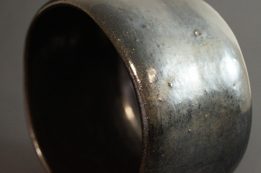 Raku Chawan by Kentaro Furumaru Glaze Close-Up 2