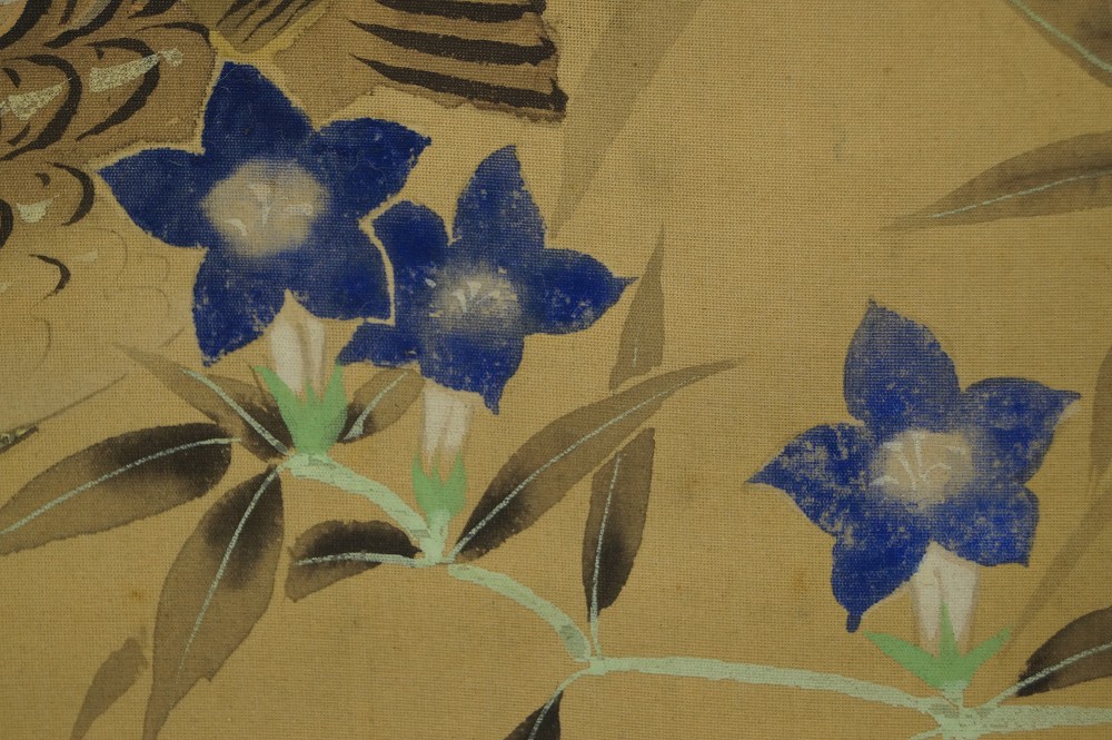 Wachteln Rollbild Blumen-Motiv Nahaufnahme