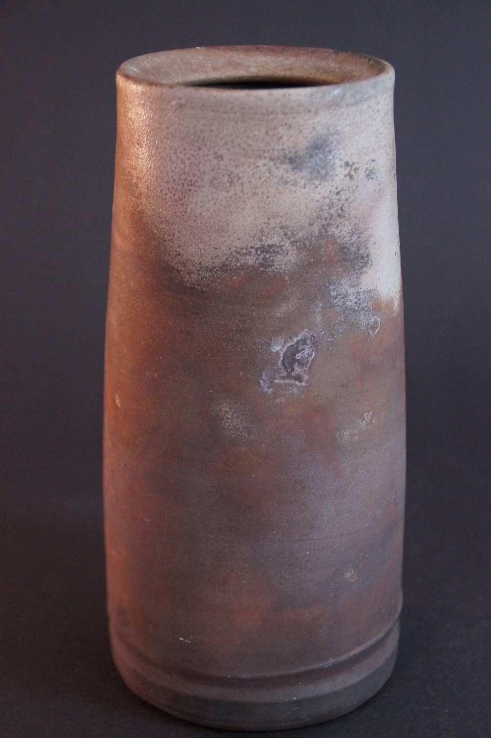 Bizen Vase by Toho Rear View