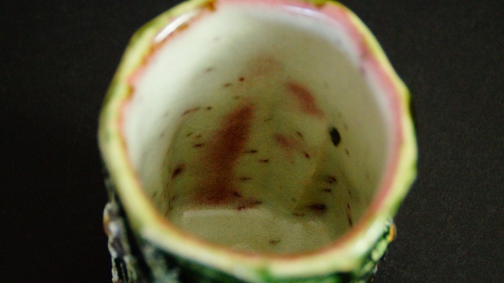 Yunomi Tea Bowl Made of Oribe Ware by Kawachi Hidetoshi Interior View Close-Up
