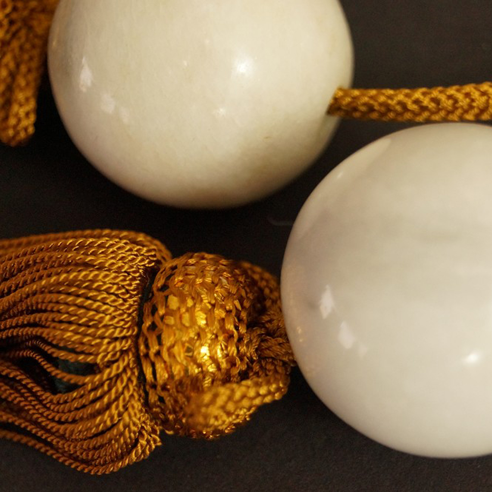 Fuchin Weights Motif Close-Up Preview