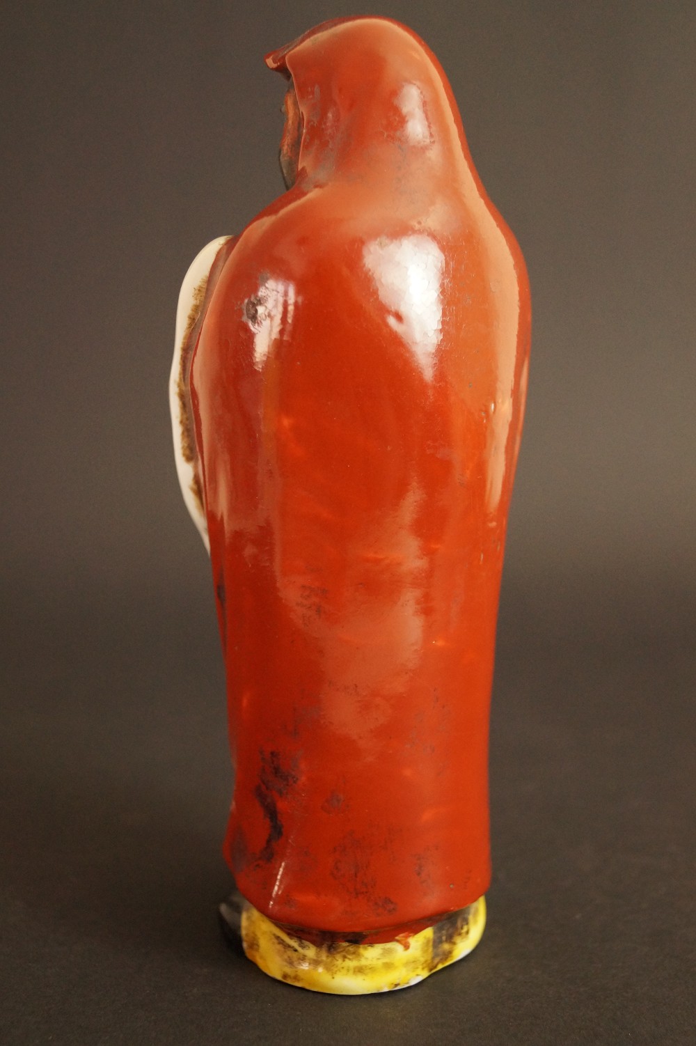 Bodhidharma Daruma Kutani figure rear view
