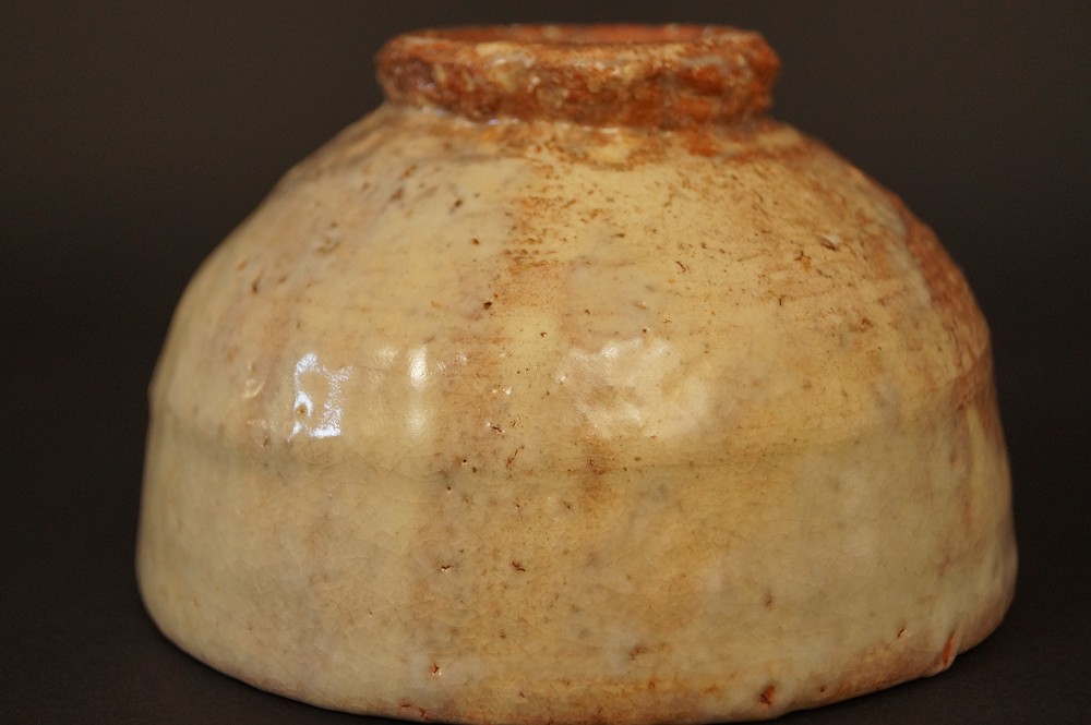 Hagi Chawan by Hirose Tanga Base Close-Up 2