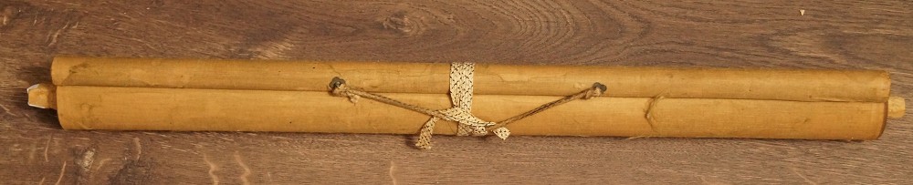 Kalligrafie Kakemono zusammengerollt