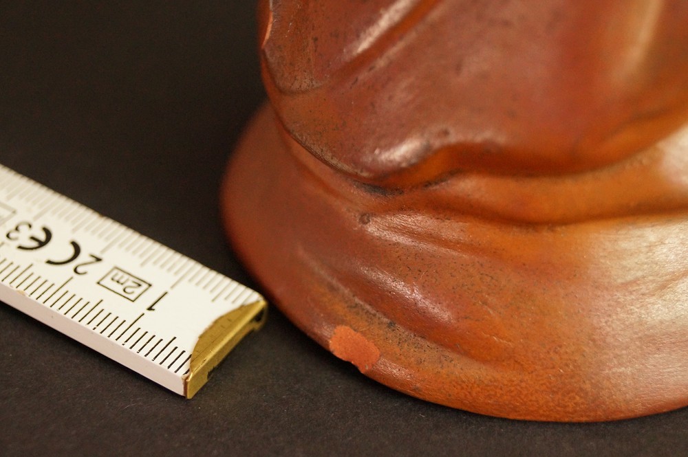Bodhidharma Daruma figure made of Bizen ware base close-up 1