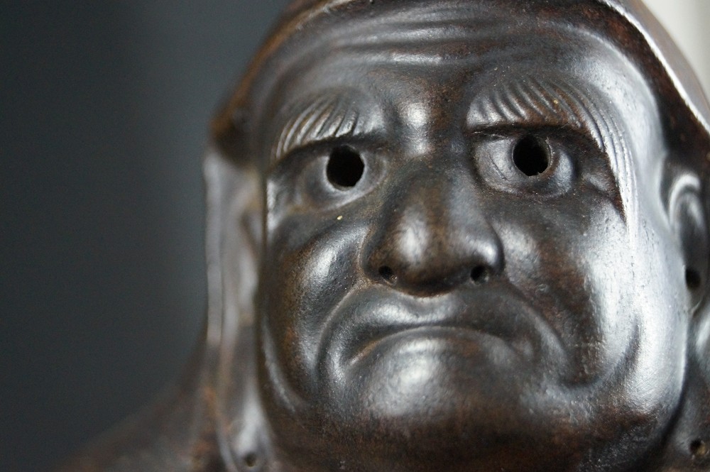 Bodhidharma Daruma Pensive Gaze Bizen Ware Face Close-Up 4
