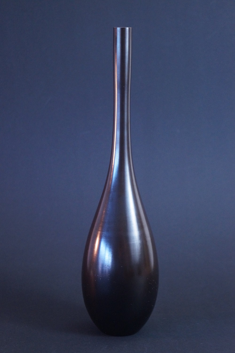 Copper Vase by Ikkei Nosaku Front View
