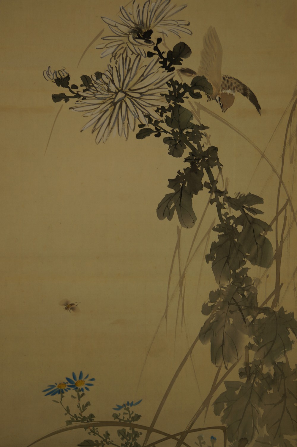 The Bee by Seisho Moroboshi Chrysanthemum Motif Close-Up
