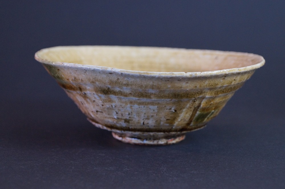 Seto tea bowl chawan by Jyotetsu Yamaguchi front view