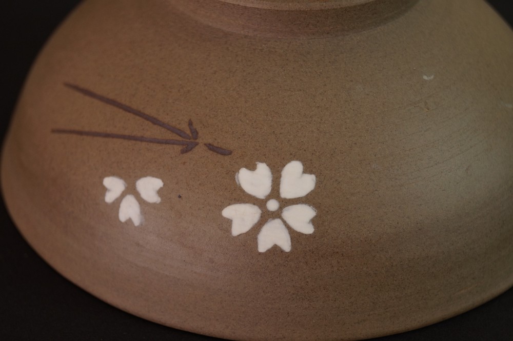 Sakura chawan Koda motif close-up 2