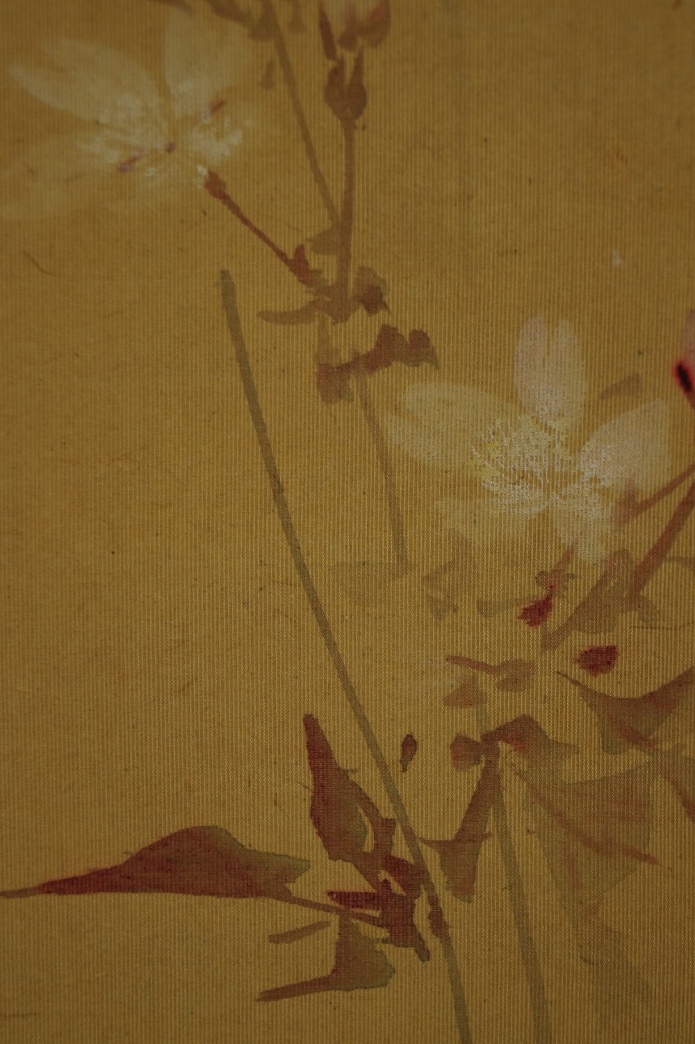Three Sparrows Flower Motif Close-Up 3