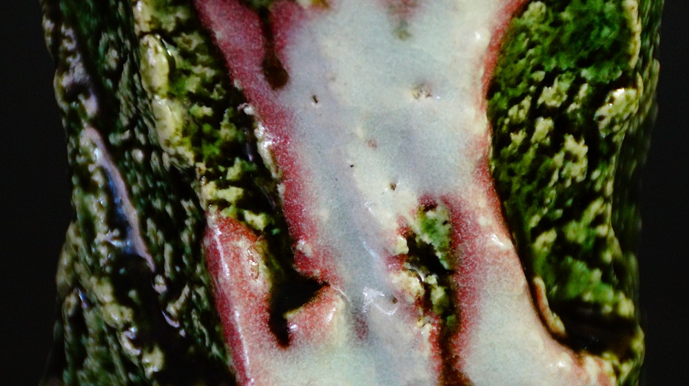 Yunomi Tea Bowl Made of Oribe Ware by Kawachi Hidetoshi Glaze Close-Up