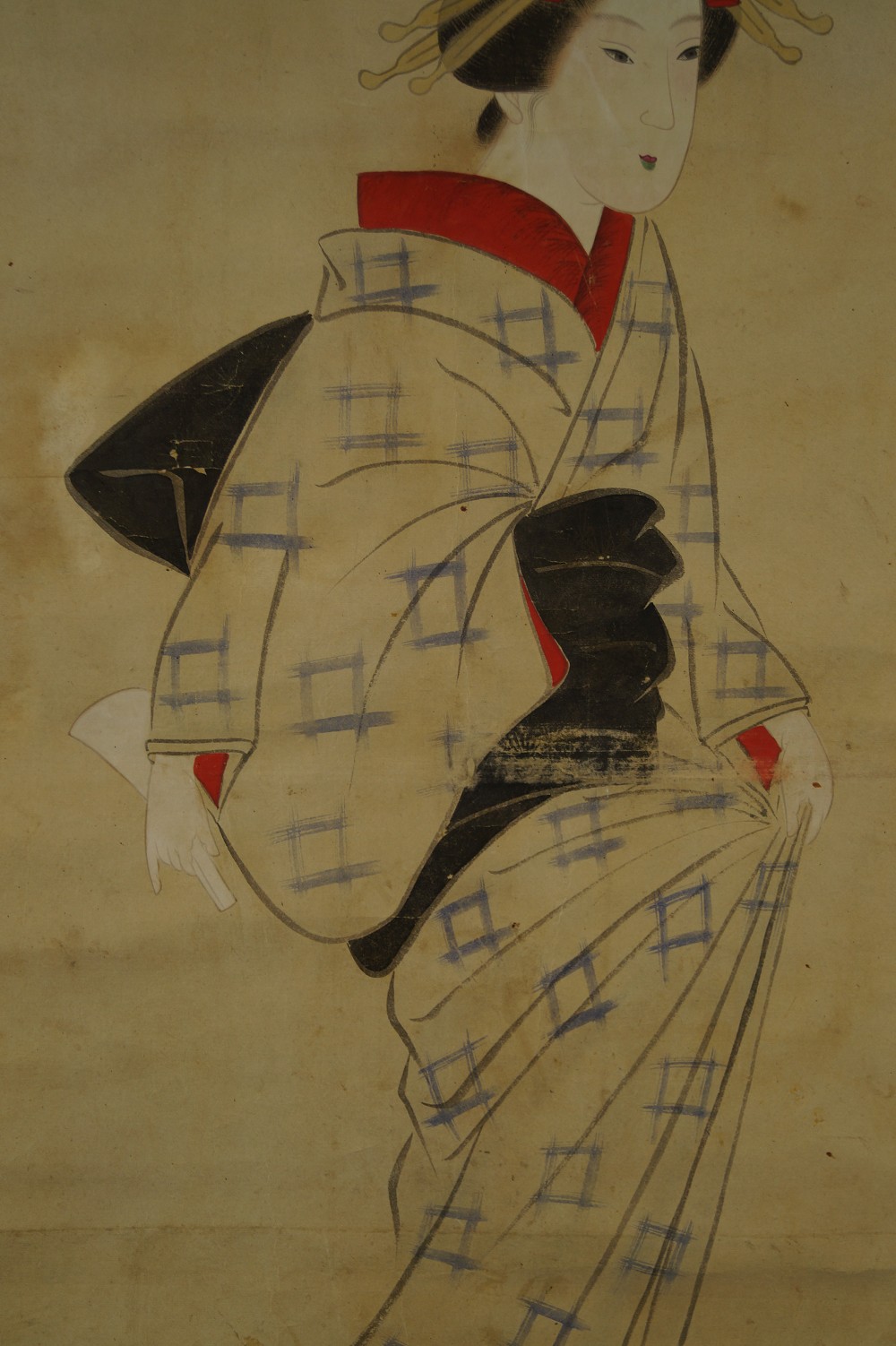 Beauty in Kimono Hanging Scroll Upper Body with Fan Close-Up