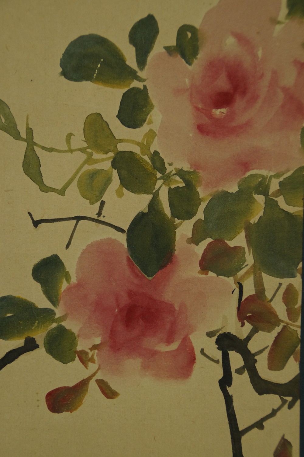 Bird on a Rose Branch Rose Motif Close-Up