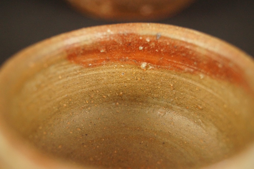 Bizen Tokkuri Set with 2 Guinomi Guinomi Interior View Close-Up