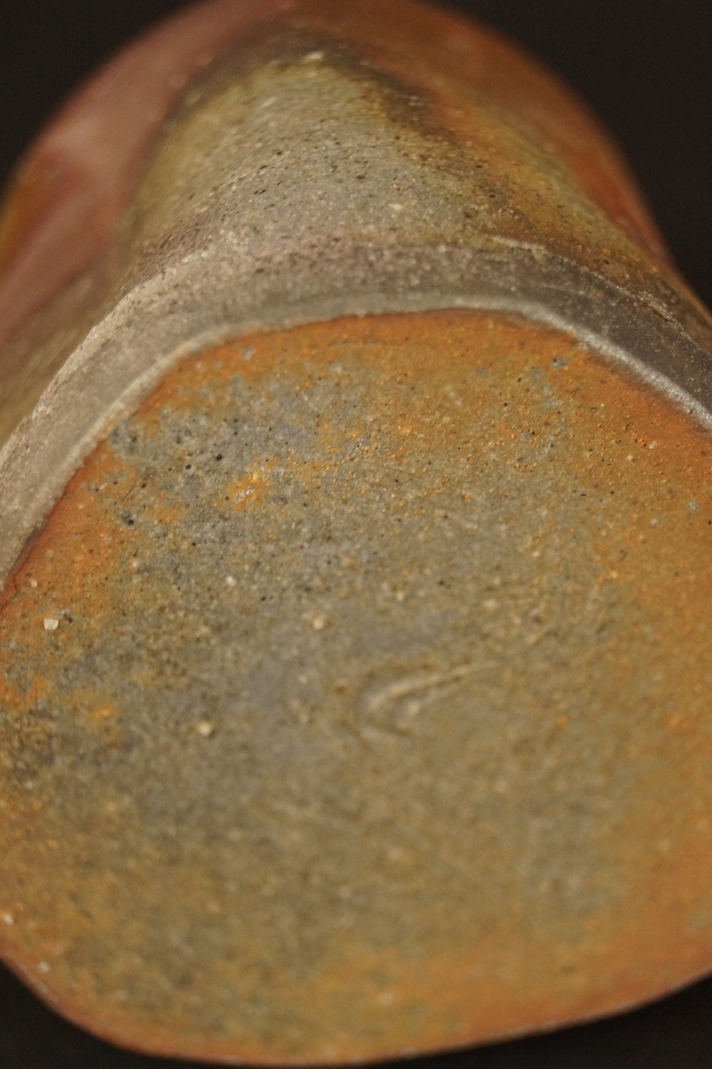 Bizen Tokkuri by Harada Totsuki Base Close-Up 2