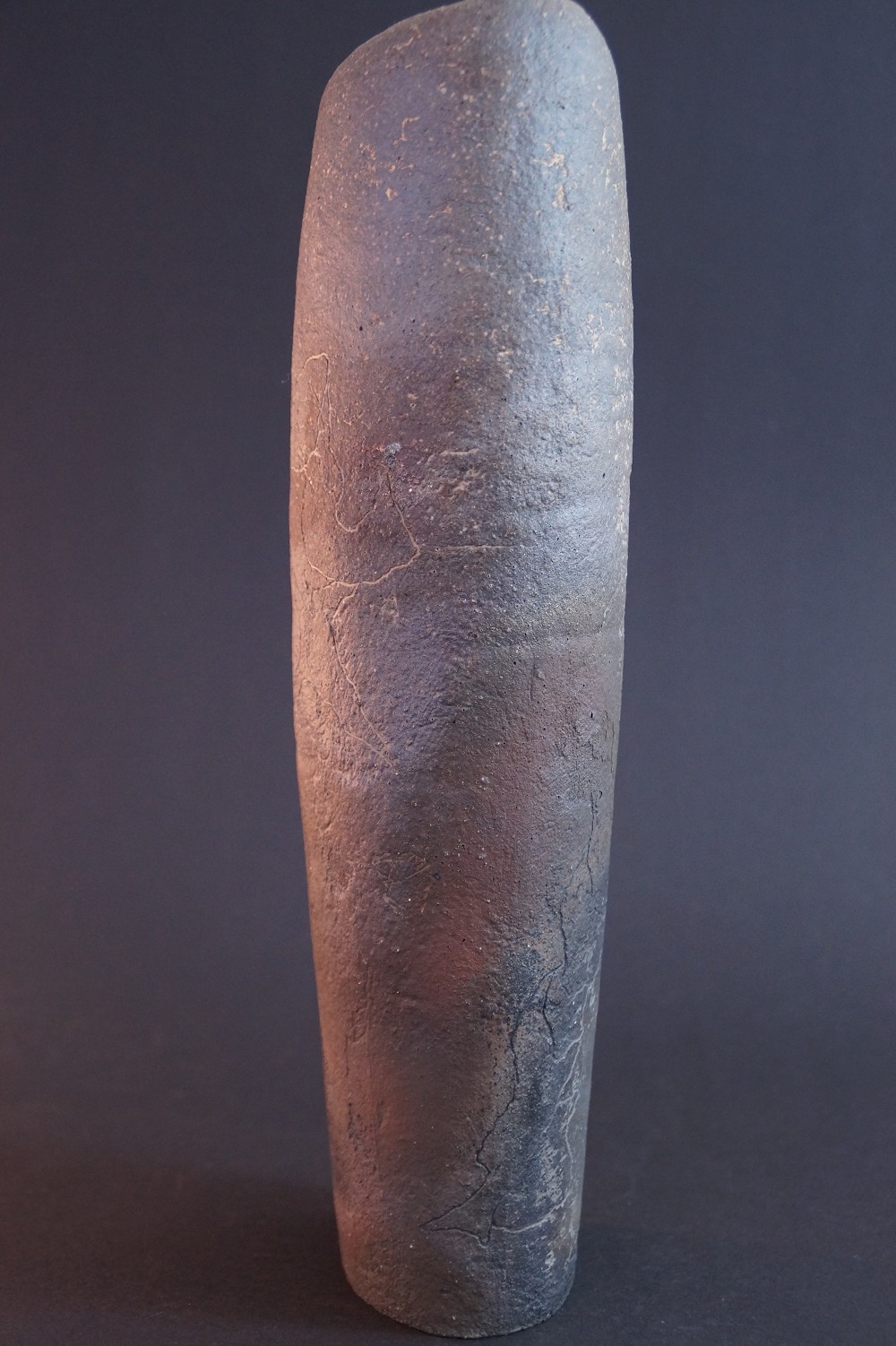 Kasama vase by Kashiwa Touen Hobun side view 1