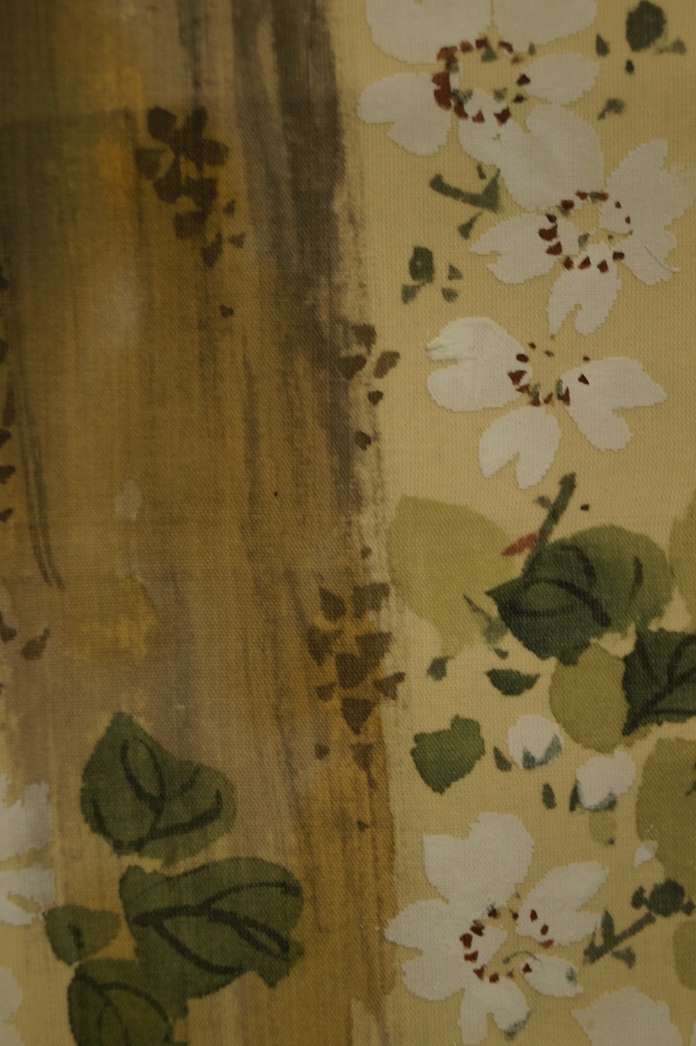 Kingfisher by Kinsen Blossom Motif Close-Up 2