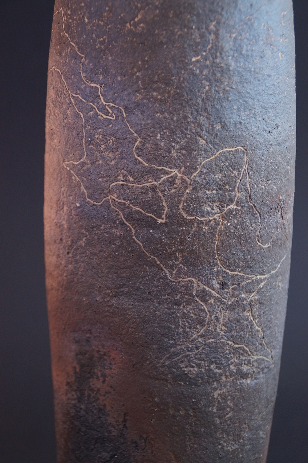 Kasama Ware Vase by Kashiwa Touen Hobun Glaze Close-Up 2