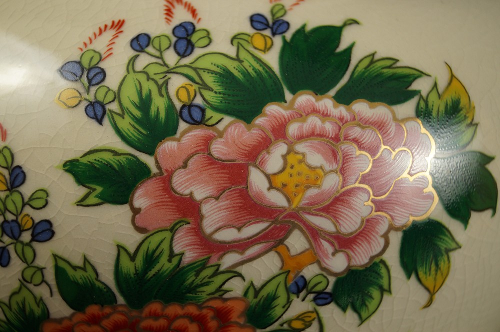 Birds and Peonies Vase Peony Motif Close-Up 1