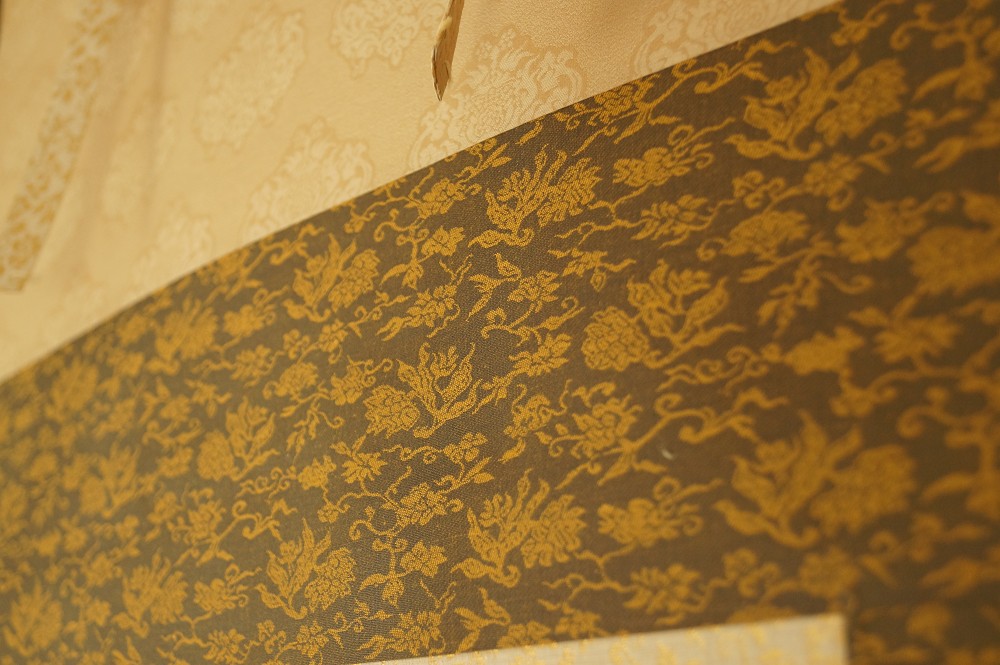 Peonies Mounting Detail