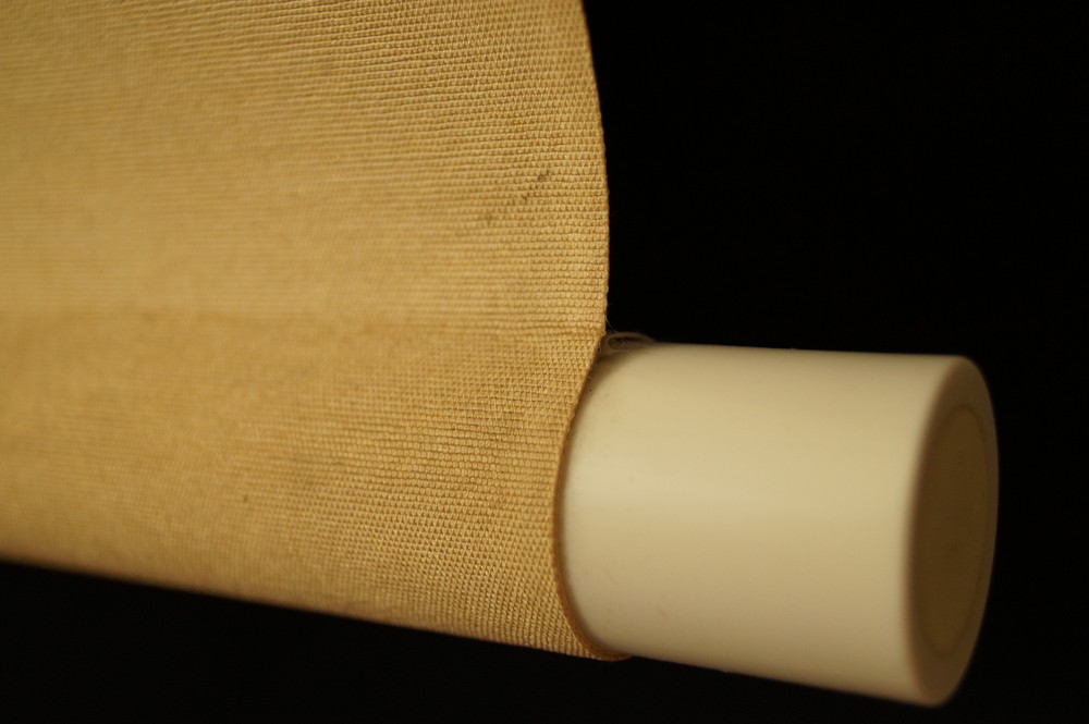 Kalligrafie Rollbild Achse und Rollstab Nahaufnahme Rollendetail