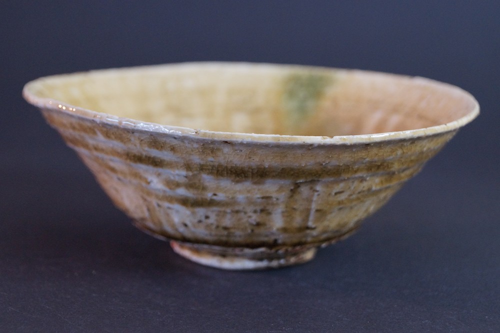 Seto ware tea bowl chawan by Jyotetsu Yamaguchi side view 3