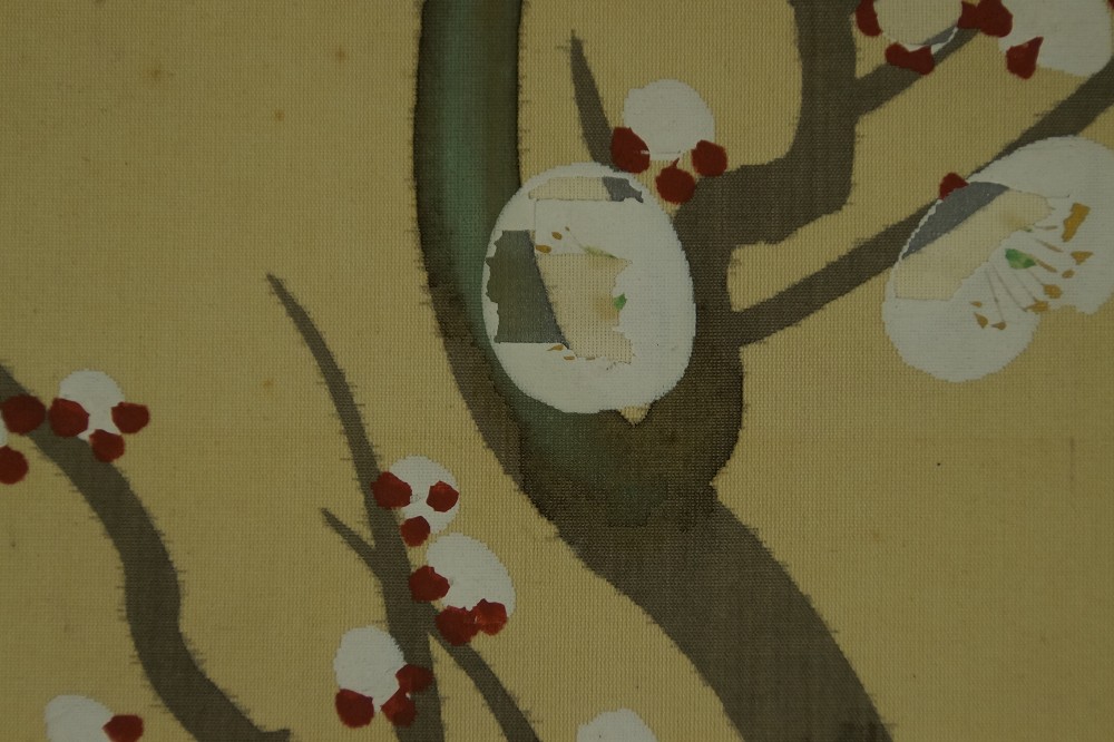 Blooming plum branch by Sakai Houki plum blossom motif close-up 4