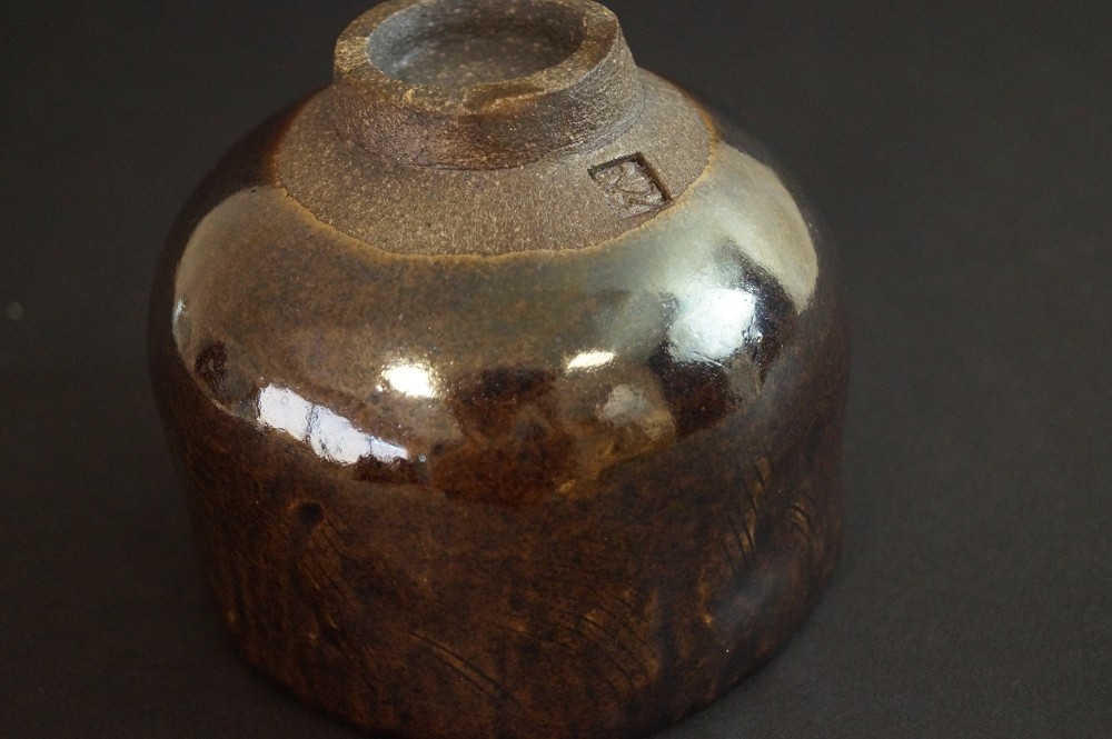 Chawan Tanba Ware by Mitsuru Ichino Foot Close-Up 1