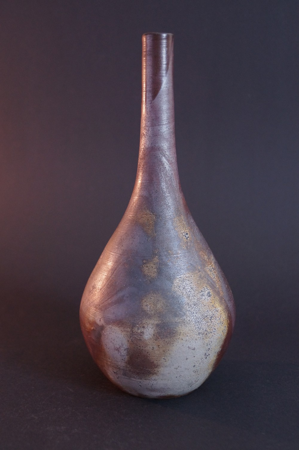 Bizen Vase von Otomokyu Bizen Rueckansicht